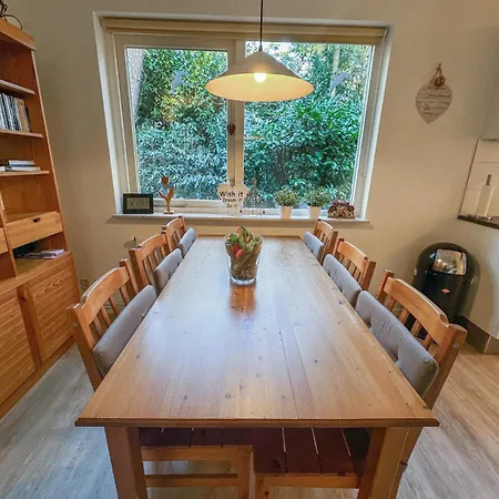 Huisjebloemenhart Holiday home *